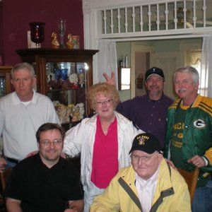 Meet your Posher, Suzanne